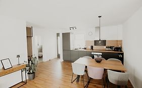 Jill Apartments